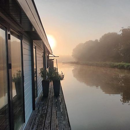 Ferienwohnung Bb De Woonboot Anna Paulowna Exterior foto