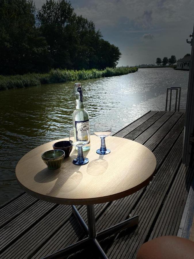 Ferienwohnung Bb De Woonboot Anna Paulowna Exterior foto